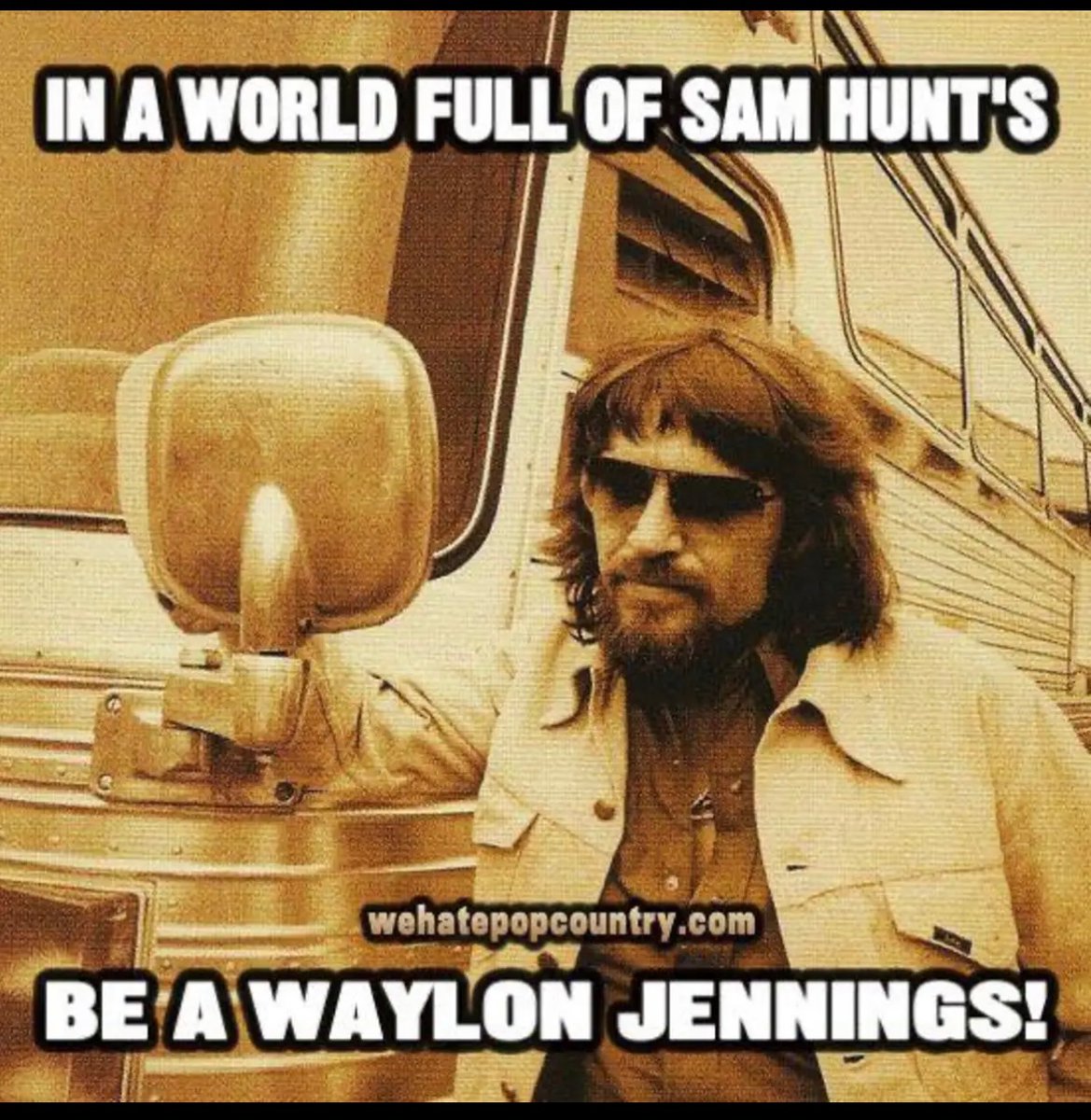 JSandyfur's tweet image. 