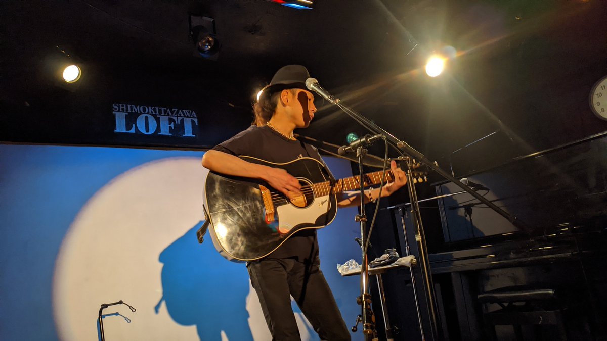 2.21(火)

『シンガー・ソング・ライターズ・ディ』vol,206

出）
さなまる
佐藤詩織
sui
桜
アベヒロノリ(from Wabi_Sabi)

18:30開場19:00開演
1500円drink付

『弾き語り・ギター1本勝負!』復活！！！
出演者募集中！