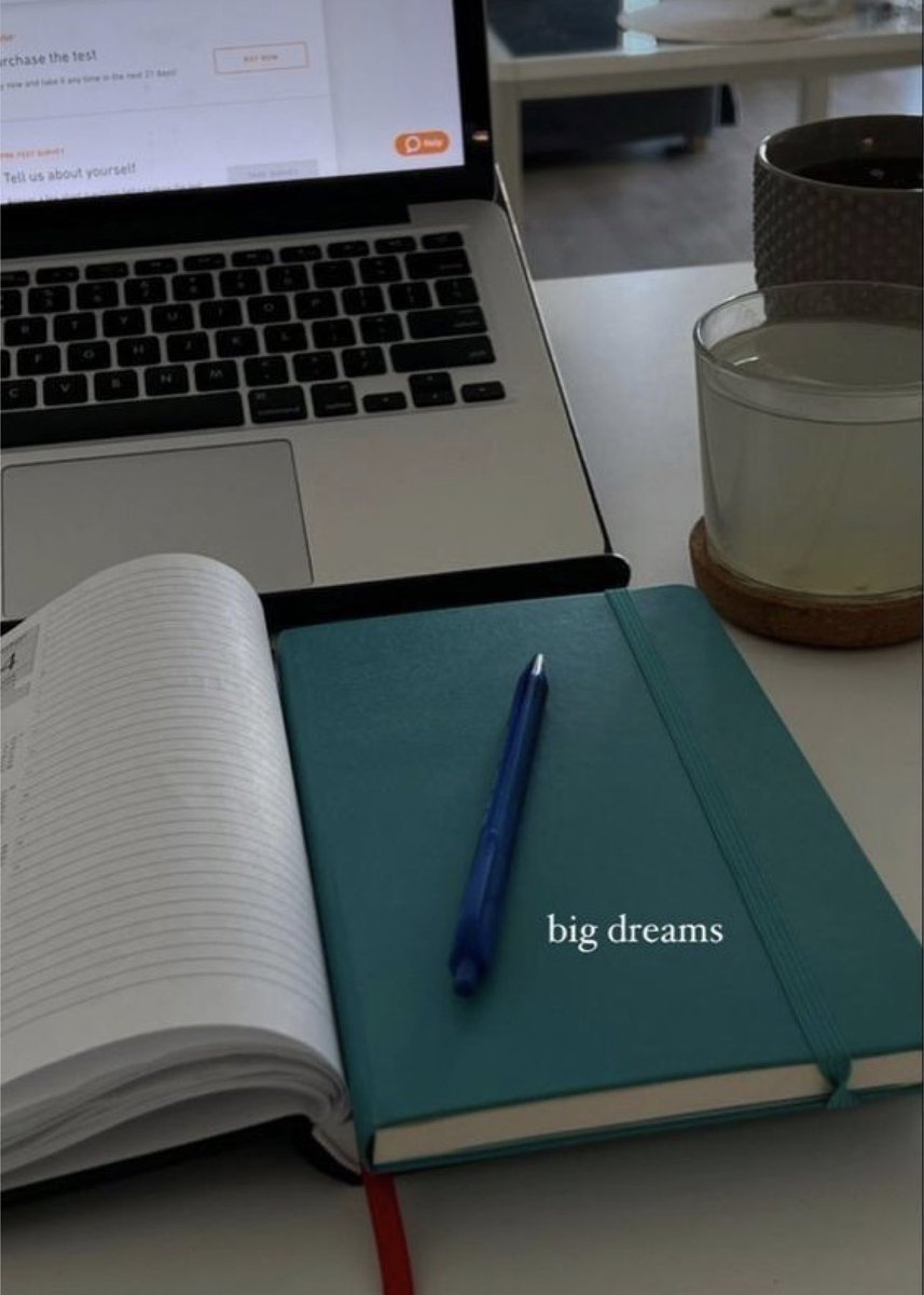 Хийх хүнд боломж дүүрэн 👍
Хийхгүй хүнд шалтаг дүүрэн👎

Удаан хугацааны дараах хил гаалиар нэвтрэх ажиллагаа амжилттай сайхан үргэлжилж гэртээн ирлээ💪🥰🫶

🛫🚄🛥️🚘🌎Хичнээн мянган КМ явчихав 🇨🇳✍️🤝

Business &amp; International research team-д баярлалаа🙏🏻🥰🫶