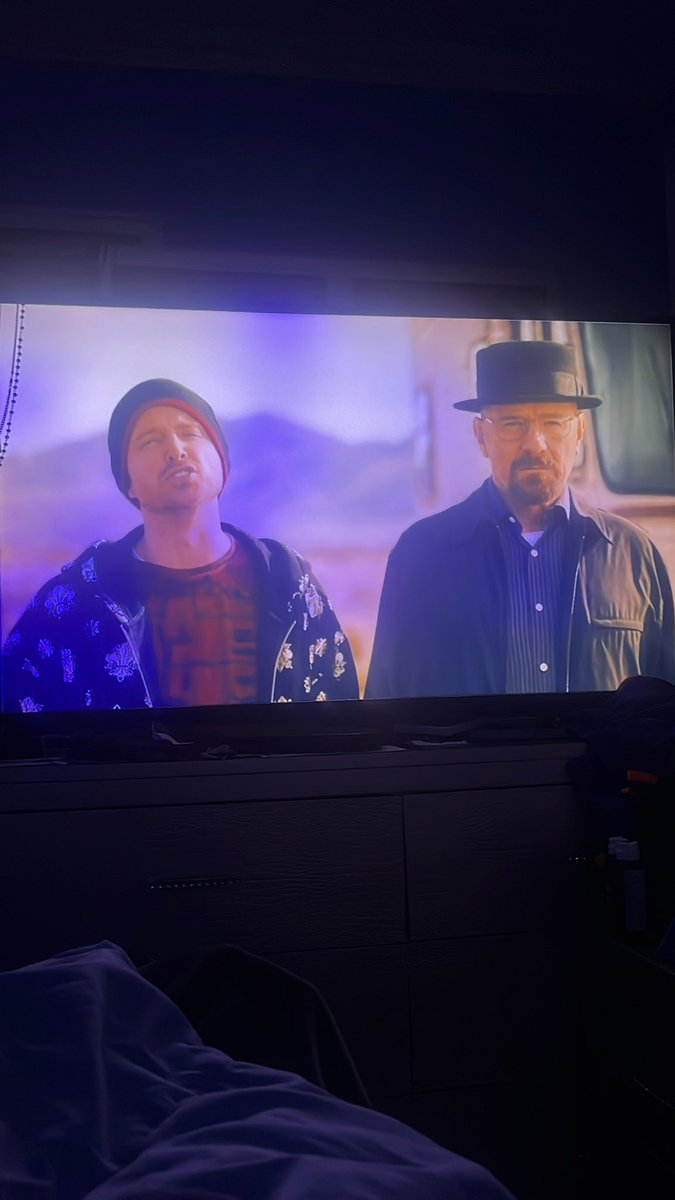 ZARYAXE's tweet image. MR WHITE YOOOOO