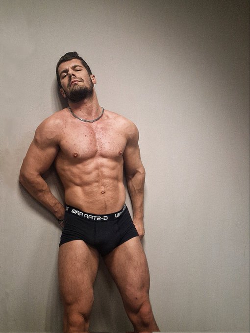 Toujours plus https://t.co/NyIc104qC7