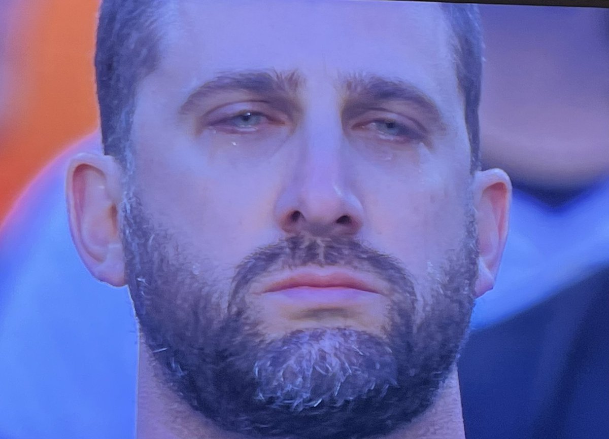 Me every time Chris Stapleton opens his mouth #SuperBowl