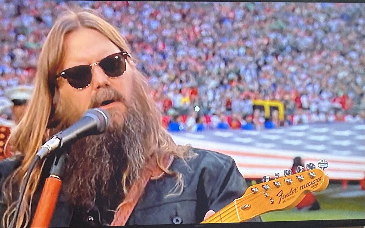 Chris Stapleton NEEDS to do the National Anthem every year