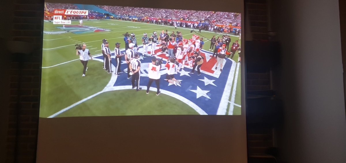 kqlisto's tweet photo. Let's go superbowl !!!! https://t.co/nM6MR0WbLc