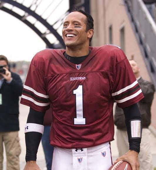 esteflvstay's tweet photo. YA TODO LISTO PARA QUE JOE KINGMAN GANE EL SUPER BOWL 
NUMERO 1 EN LA CANCHA, NUMERO 1 EN TU CORAZON 

#SuperBowl https://t.co/zj5KsnvPWQ
