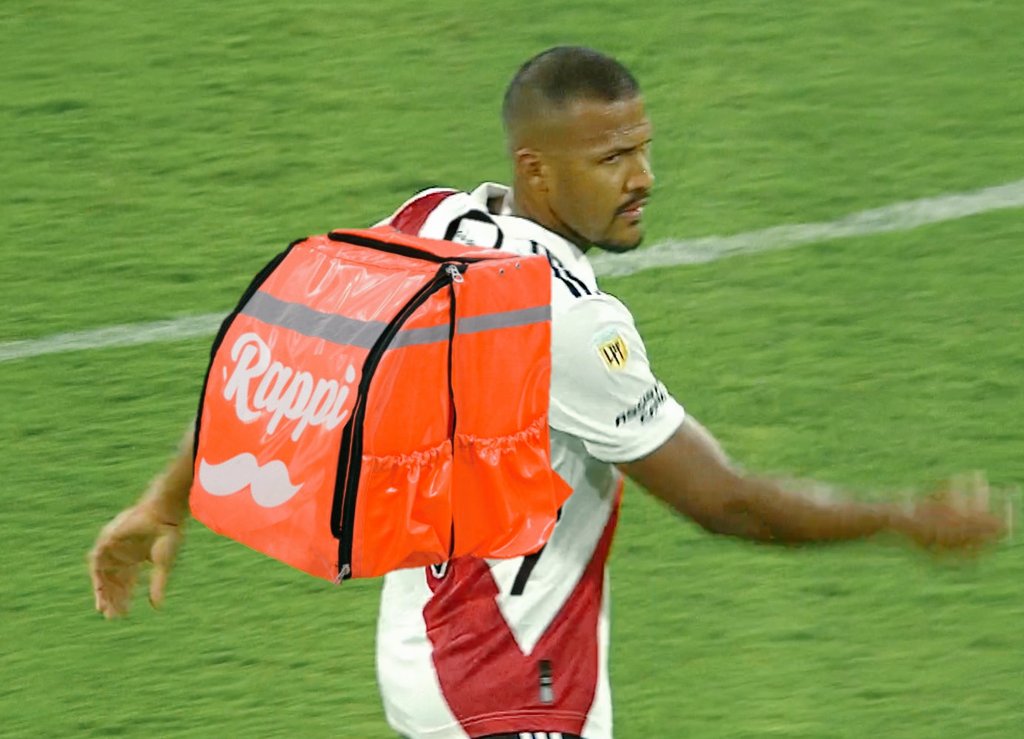 LLEGÓ EL REPARTIDOR DEL GOL