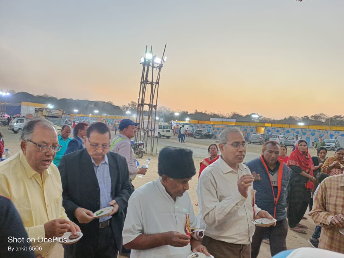 BjpVishalgautam's tweet photo. दिनांक 10 फ़रवरी से बोकारो स्टील प्रबंधन द्वारा आयोजित बसंत मेले में हमारी ऐन जी ओ MAY I HELP YOU फ़ाउंडेशन द्वारा स्टॉल लगाया गया।स्टॉल में हम लोगों ने मोटे अनाज का इस्तेमाल कर करने के लिए लोगों को प्रोत्साहित किया।फ़िट रहेगा इंडिया तभी तो फ़ाइट करेगा इंडिया🇮🇳
#promotemillets https://t.co/ka0XRxpQ4f
