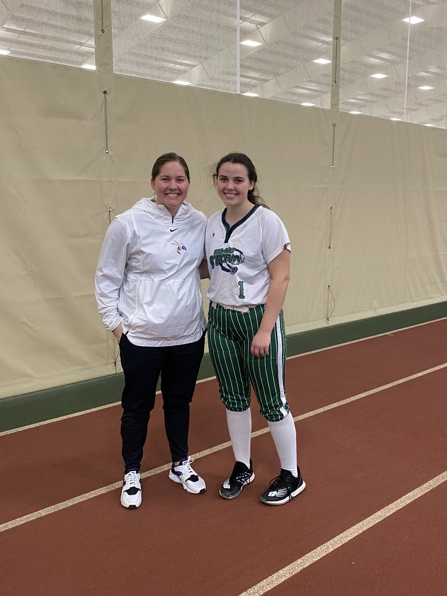 DecampReese's tweet photo. Thank you @DCCoach_Meg and @DCSBJACKETS team for hosting a great camp today. I loved getting to have the live play at the end of camp. @OhioStorm06 https://t.co/Fg4dMZDKKQ