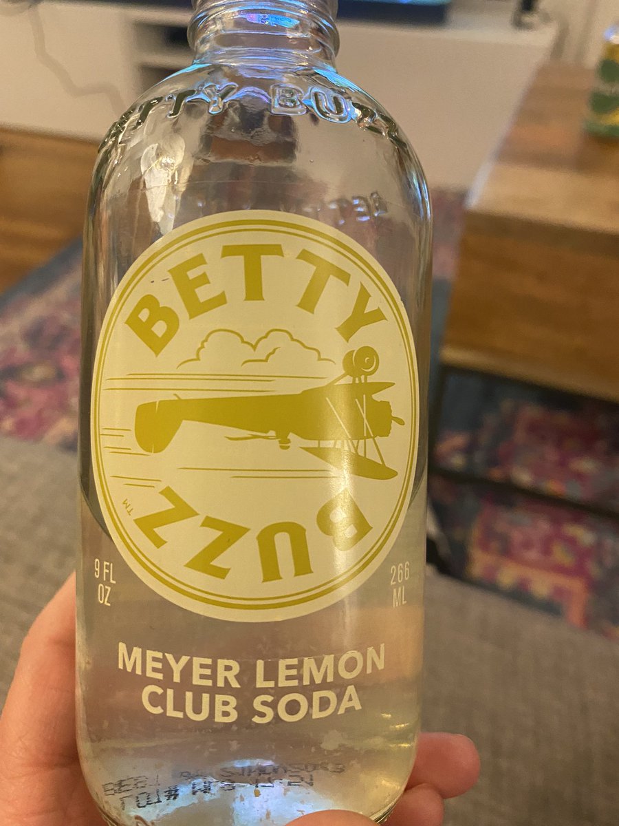 allisoneals's tweet photo. Enjoying a #spiritfree #SuperBowl and excited to try a few different booze free drinks and get a good night’s sleep tonight. H/t to folks like @PositiveDMG and @nahlikcj for showing that you can definitely enjoy life and sports without a drink! #notdrinkingtonight https://t.co/wbckqTDTmm