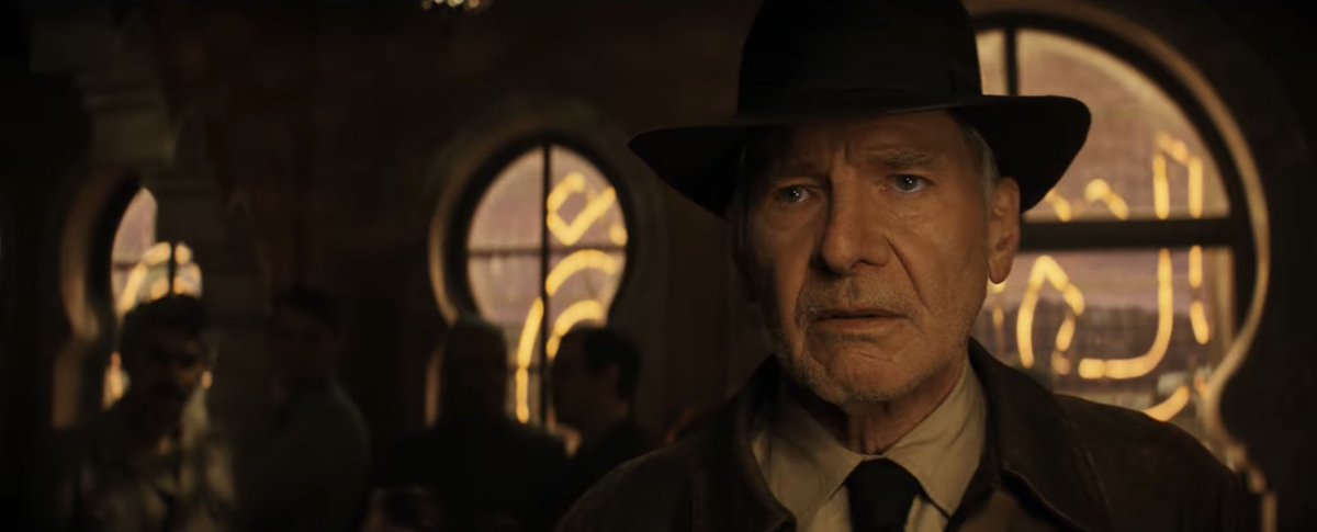 DiscussingFilm's tweet photo. New images of Harrison Ford as Indiana Jones in ‘INDIANA JONES AND THE DIAL OF DESTINY’. https://t.co/nqkl0186f6