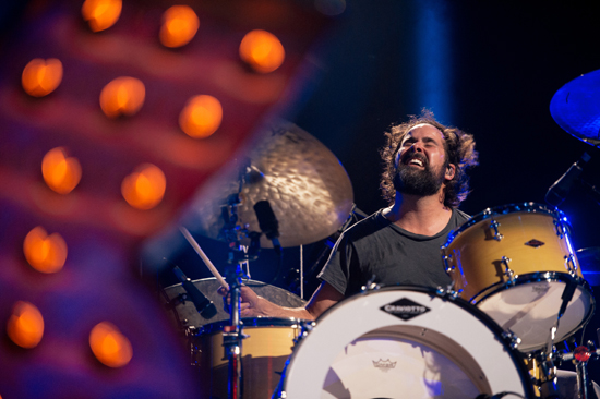 MAGNETMagazine's tweet photo. Happy birthday Ronnie @Vannucci_Jr (@thekillers). All our luvin’. Photo for MAGNET by @RobLoud. Read our #theKillers cover interview by @jimmykimmel (@JimmyKimmelLive): https://t.co/1Eag12Ic50 https://t.co/NrXhfZb1gm