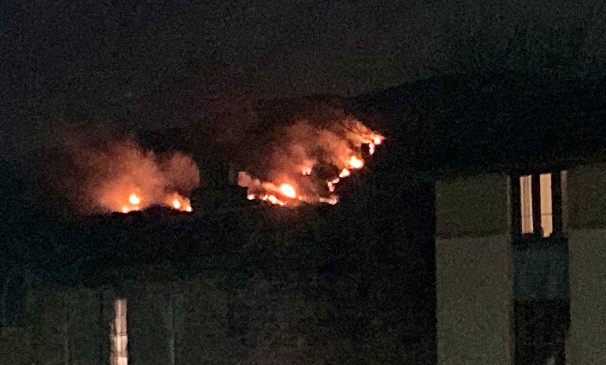 #Breaking | Arthur’s Seat #Edinburgh, burning now!
