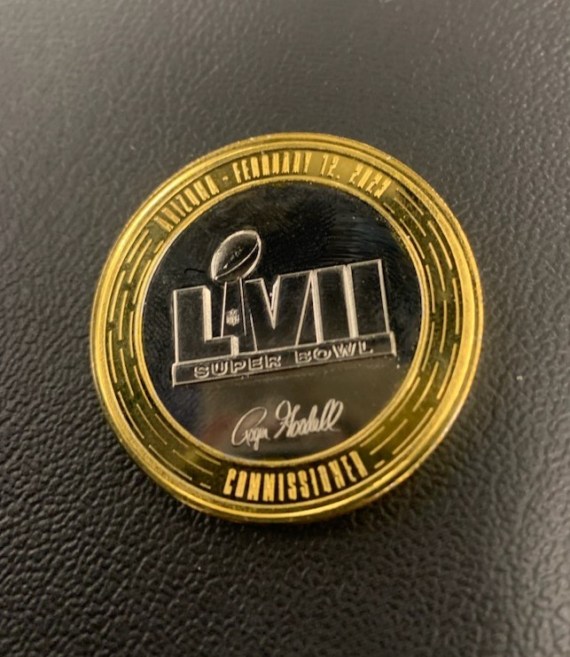 nflauction's tweet photo. Bid now on the flip coin used during #SuperBowlLVII !
The money raised from the auction of this coin will support CPR education and improve youth sports safety efforts across the country through organizations such as @American_Heart &amp; @RedCross!

https://t.co/3nqeT2tDeQ https://t.co/0tthctu7pa
