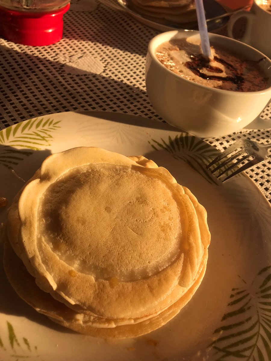 Domingo por la tarde , atardecer y un grato ambiente 🫶🏻✨