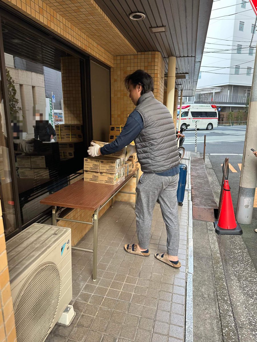 【第48回文京baseフードパントリー】
2月12日、　＃フードパントリー　を開催いたしました！
今回もたくさんご支援・ご協力をいただき、
無事に食品をお渡しすることができました✨
次回は26日（日）です。
20日（月）までに事前登録お願いいたします！
forms.gle/pJKPhx86StTTTa…

＃食糧支援　＃文京区