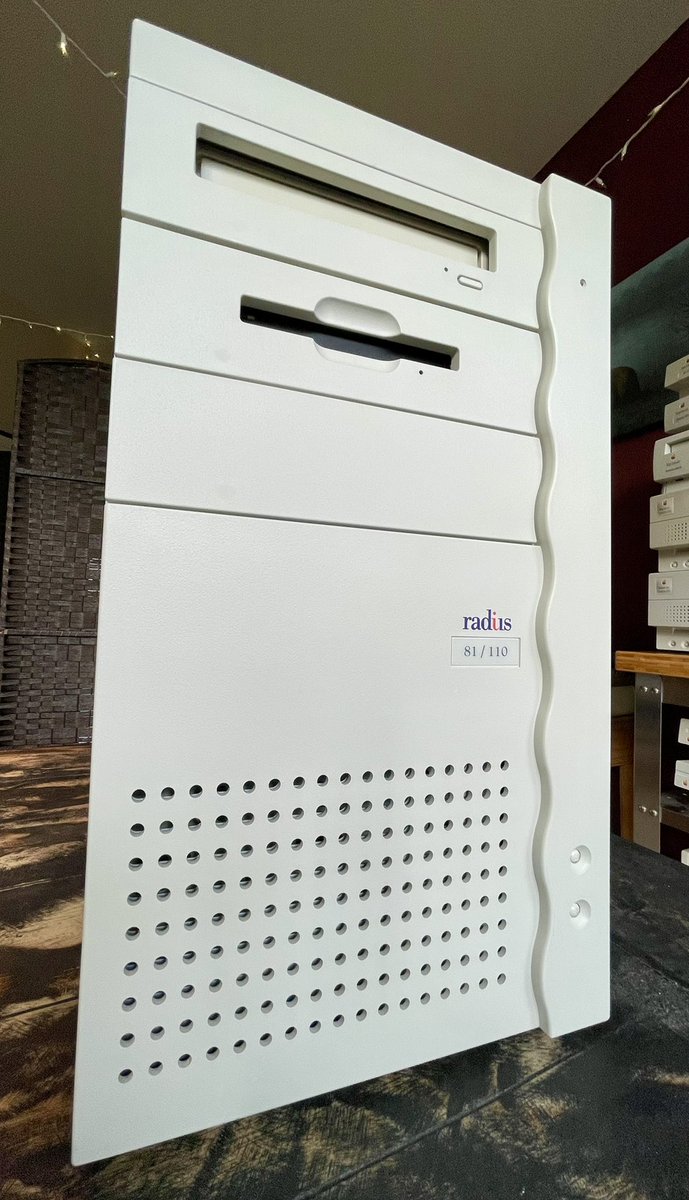 GarthBeagle's tweet photo. 🤞One step closer today to getting this beauty running again 

This fella's power supply died early last year (soon after I made my #MARCHintosh2022 video about it) and today I was able to revive a similar power supply 😀

#macintosh #macintoshclones 
#radius #classicmac https://t.co/ZAljUCks27