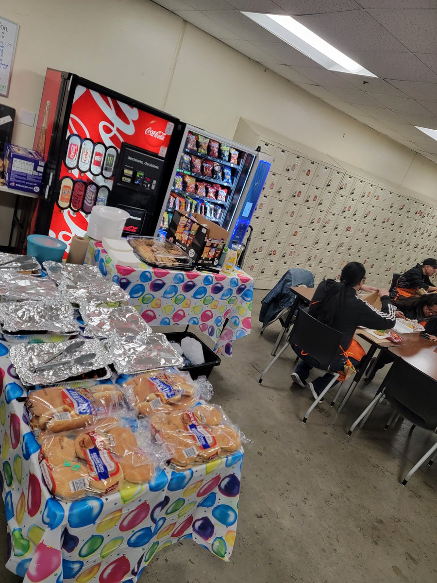 Grill was fired up today to celebrate our associates for all they do! Thank you all for your hard work!!