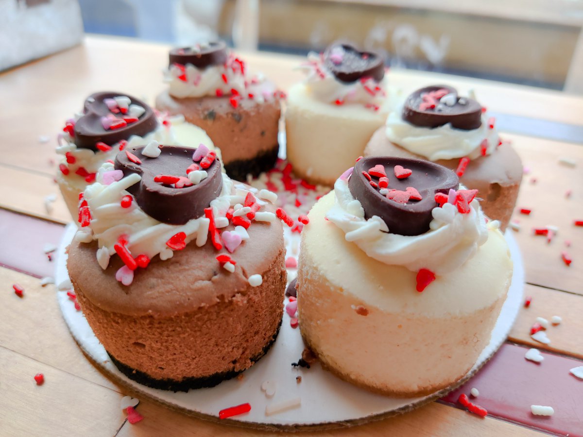 7ate9 Bakery tweet media