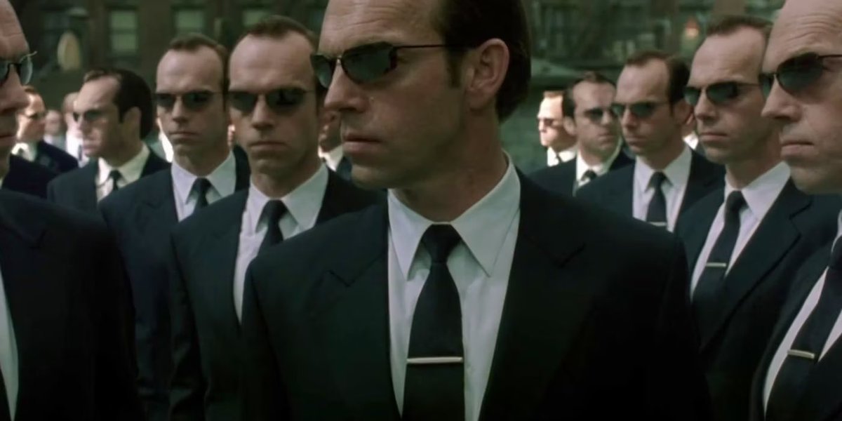 Leslie_H20's tweet image. Imitating Agent Smith, no less. 
#Matrix2