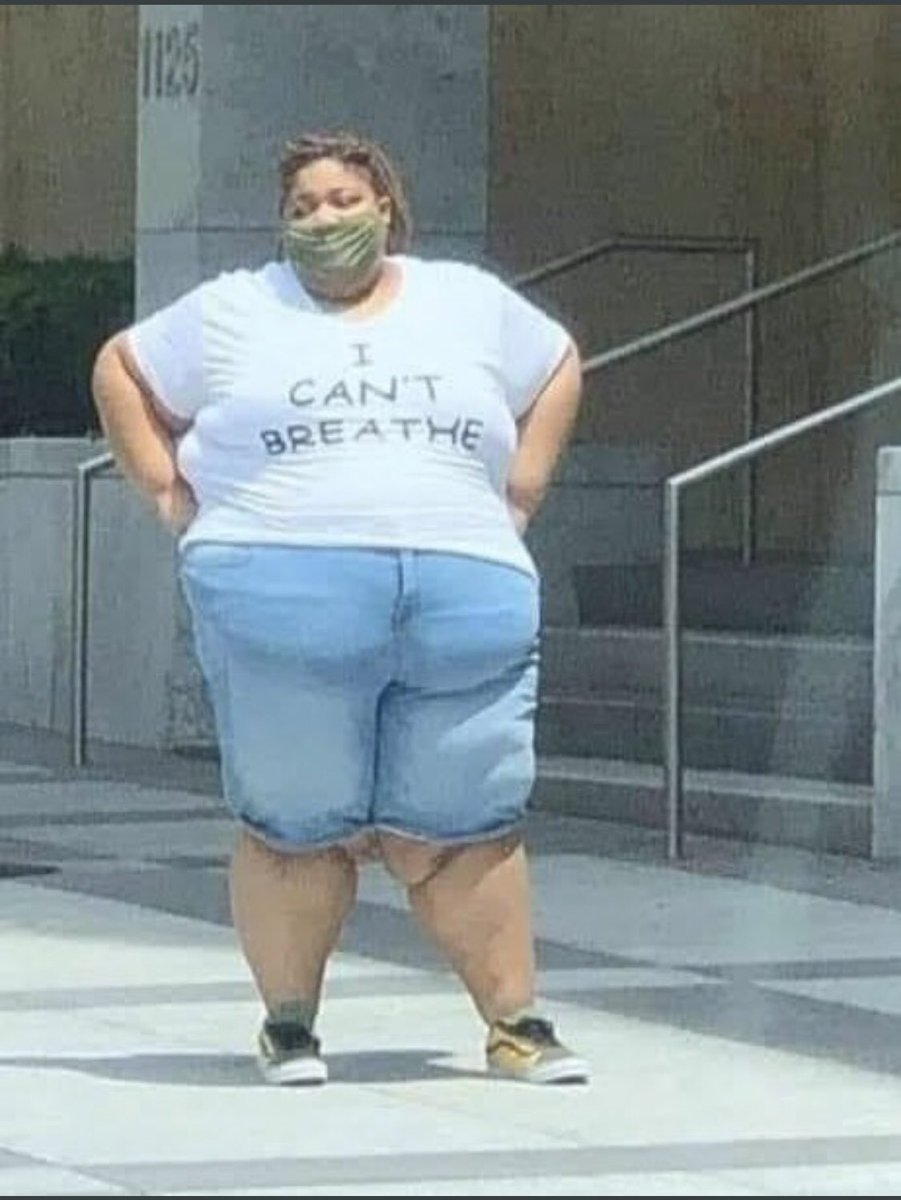 rickhoffep1's tweet photo. Not sure how to even start... 😂 #tcnt #Masks #mask #fat #fatgirl #WalkingHeartAttack https://t.co/Uz9sEzRwQY