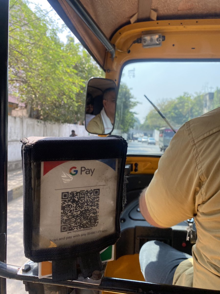 SoravJain's tweet photo. Welcome to Digital India where meter gets replaced with Gpay ;) https://t.co/0WWEAeSLfD