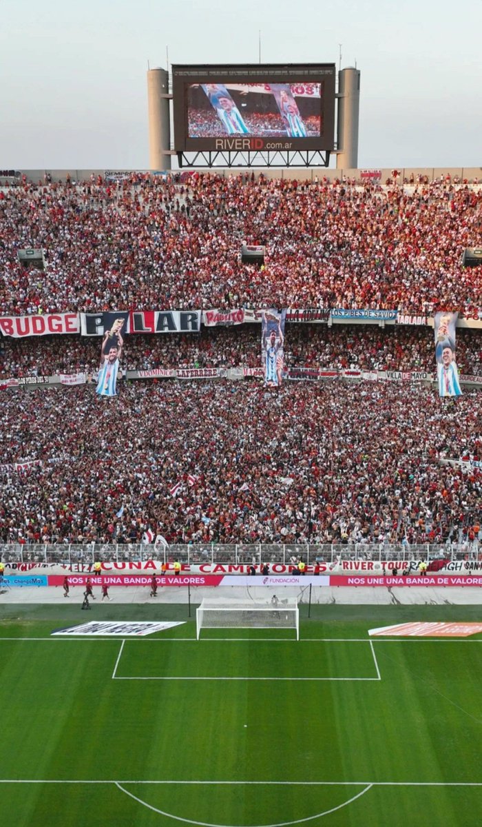 FacundoBrignolo's tweet photo. NO ALCANZAN LAS TRIBUNAS
NO ALCANZAN LAS ENTRADAS. https://t.co/wjqHvhYcry
