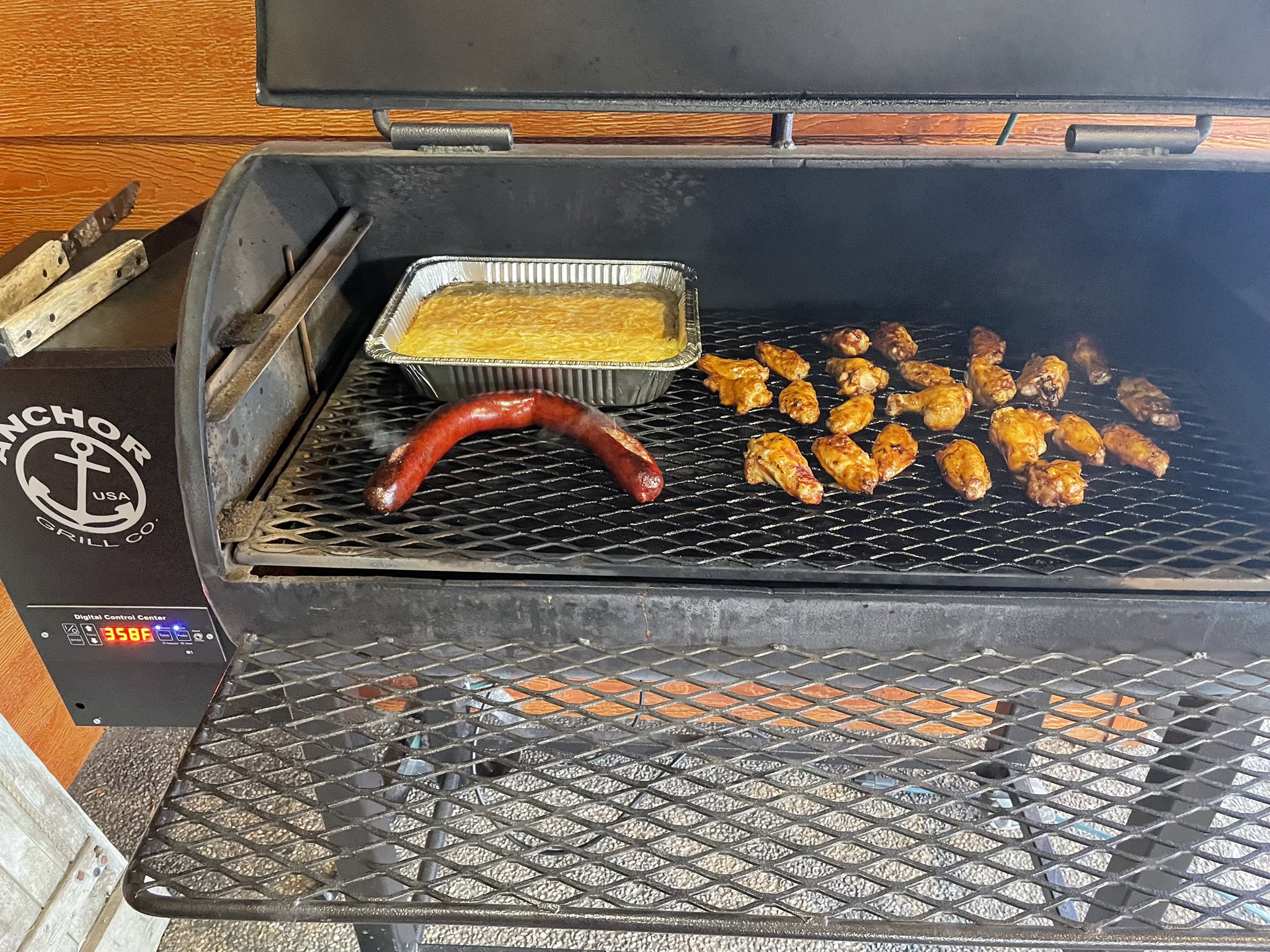 Anchor Grill Co. / Twitter