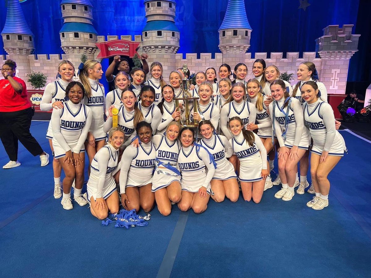 OSSDAthletics's tweet photo. Shout out to the #OSCheer Team for putting on a show in Disney!
After bypassing the semis to head straight to finals, the Hounds placed 7th in the nation while putting the hardest routine on the mat that OS has ever attempted!
Congratulations girls! #OStheBEST https://t.co/PNPnfG0xbC