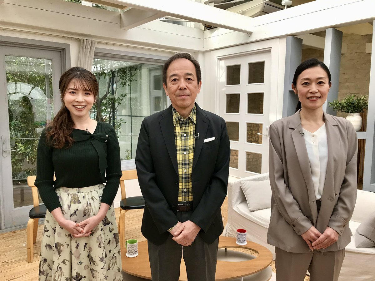 2030_style's tweet photo. 次回の放送は2月19日10時〜
 #サッカーW杯  カタール大会⚽️で史上初の女性審判員として活躍した #山下良美 さんをお招きして、スポーツ界のジェンダー平等についてお話を伺います❣️✨フィールドでは毅然とした態度が印象的でしたが、普段はどんな方なのでしょうか🥰
楽しみですね💕#style2030  #BSTBS https://t.co/u8HVEbp5PI