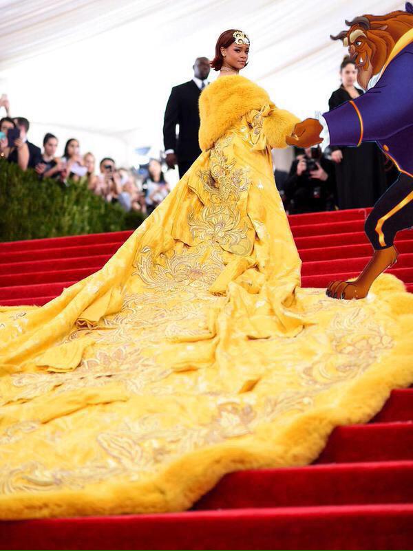 TapThatDigital's tweet image. Who remember when Rihanna came out like Belle from Beauty and the Beast? Happy #rihannaday