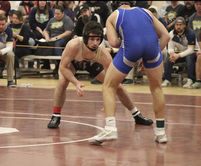 DrewTorza's tweet photo. Time to get ready to finish my high school career in Champagne. #state2023 https://t.co/SuoyxqQCAi