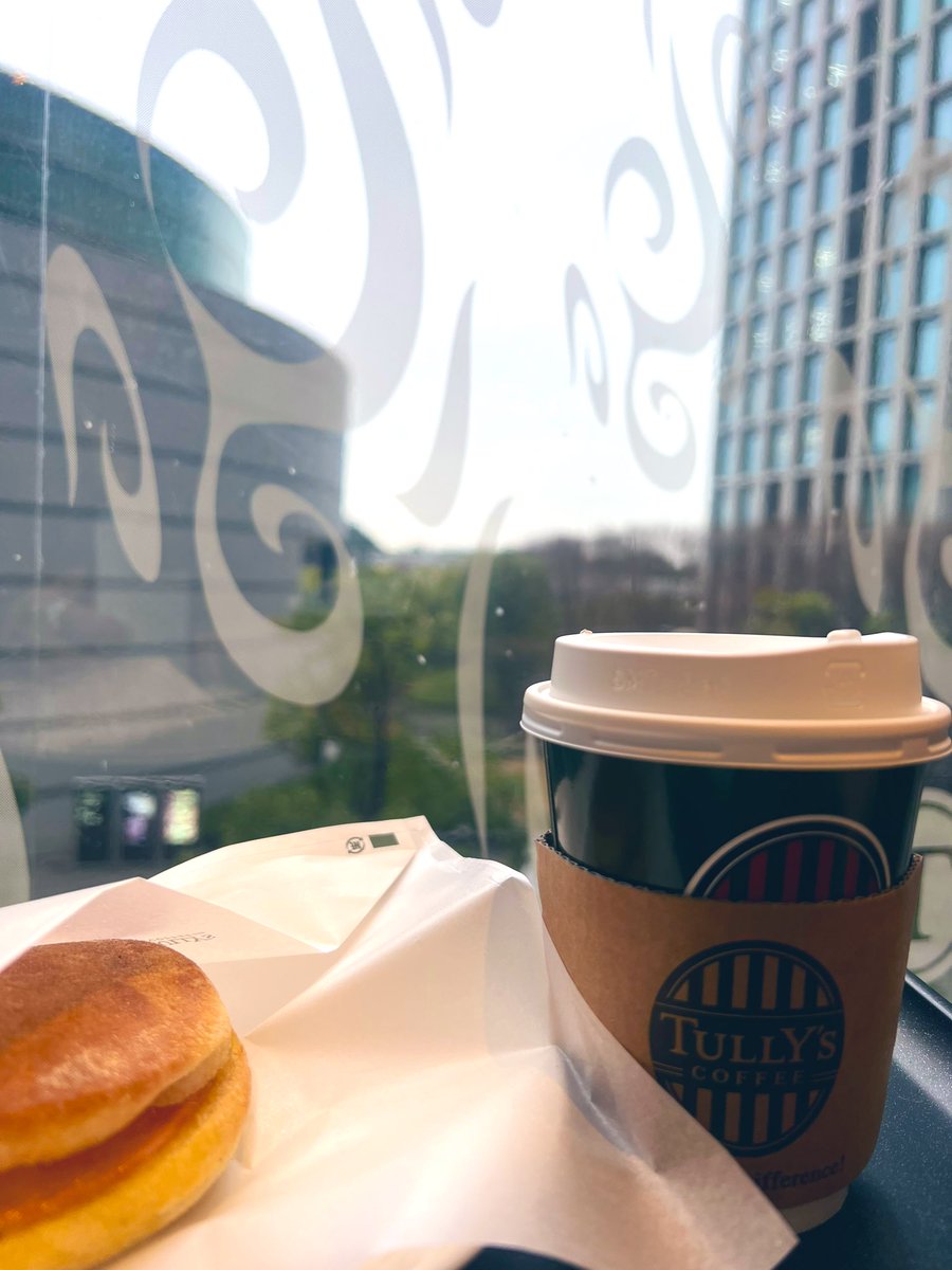 kirin39love's tweet photo. ミーティング前に整えます！
#Tiktok
#きりん https://t.co/eACixAnkY9