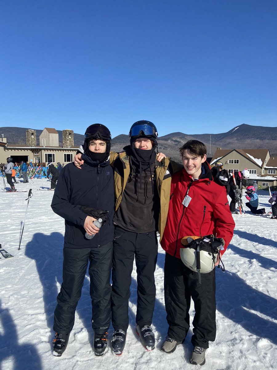 What.A.Day 💯 <a href="/waterville/">Waterville Valley Resort</a> <a href="/CCRaider_HS/">Central Catholic HS</a> ⛷️🏂🎿🚠🔵🔴