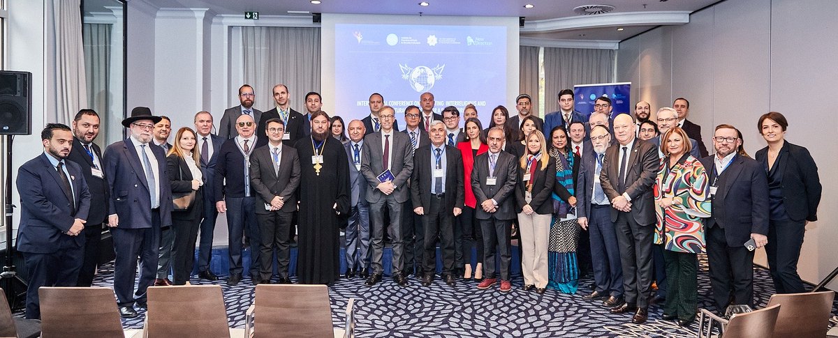 younesbelfellah's tweet photo. Ma Participation à la Conférence internationale organisé à Bruxelles, intitulée: CONFERENCE ON PROMOTING INTERRELIGIOUS AND INTERCULTURAL DIALOGUE FOR A SAFER WORLD. Mon intervention est sur les apports du développement économique à la paix et la tolérance sociale. #MEDFOCUS https://t.co/IfB4druNOi