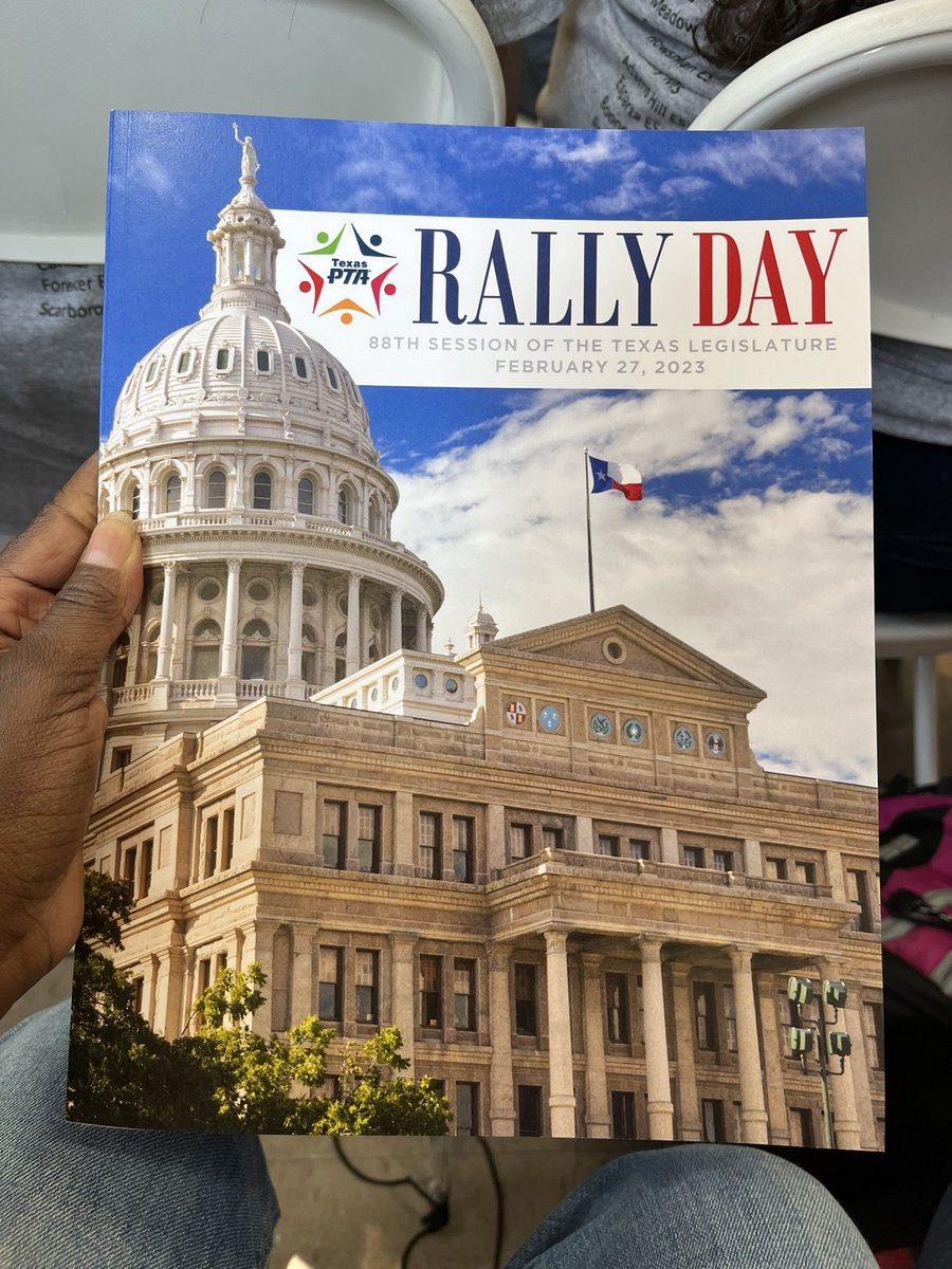 NicoleS227's tweet photo. Priorities caucus @drlopez23  @gisdengagement https://t.co/ZUpjmRNmL8