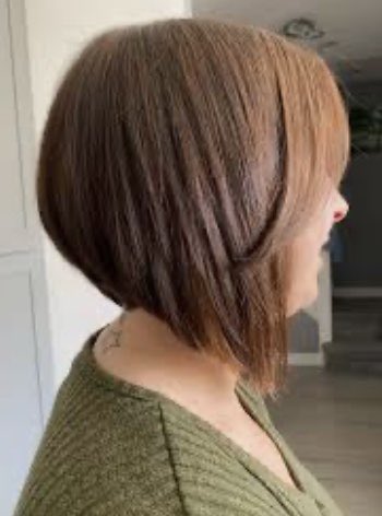 Jada Ryan needs to complete a graduated bob at Tony &amp; Guy for her apprenticeship. It’s free of charge whilst she’s training, just needs someone who can spare a few hours on a Thursday morning &amp; fancy a little refresh 💇‍♀️