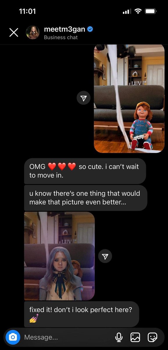 Faye1Malik's tweet photo. Did M3GAN said Chucky is cute awwww😂If you see this @ChuckyIsReal you owe me $5 for the tissue rolls, and you too @meetM3GAN cause u're there 🦥🐑 https://t.co/EGKYBgZASO