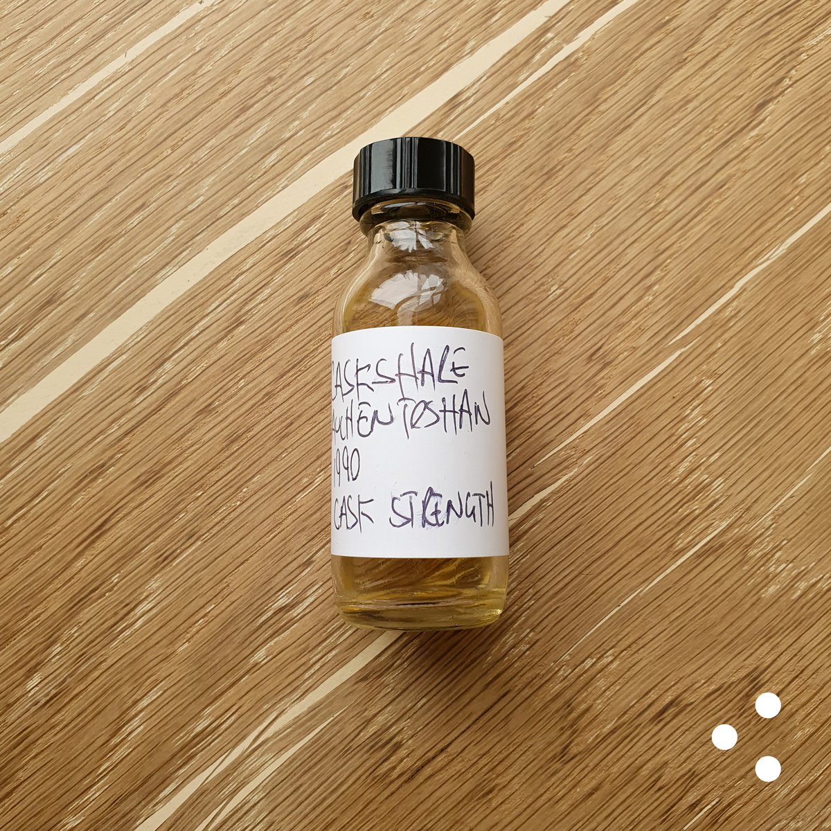 WIN a sample of our Auchentoshan 30-year-old 

It's your chance to win a sample of this rare 165-yield, 33-year-old Auchentoshan. This single cask release is set to be part of our very first ballot of 2023, with interest already incredibly high. 

Retweet to win! (Closes 3/3/23)