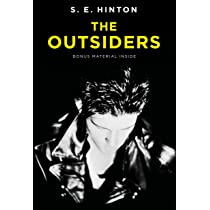 TheBrooksWorm's tweet photo. KT is #currentlyreading The Outsiders - S.E. Hinton
This book is so good. It really shows the importance of family and good friendships! 
#fiction #1960s #literature https://t.co/ay3MsPa83f