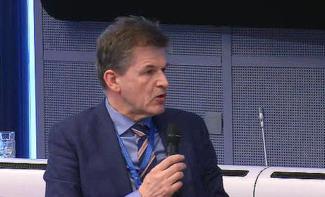 CEStakeholderEU's tweet image. #RegulatoryFramework: more flexibility and agility are needed regarding #SecondaryRawMaterials; the business is still unsure about ensuring compliance
Philipp Horn, @EIB

#CircularEconomy
#CEStakeholderEU