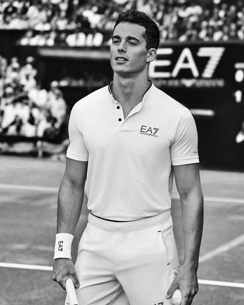 Fp-2NYfWcAQBOP3?format=jpg&name=medium