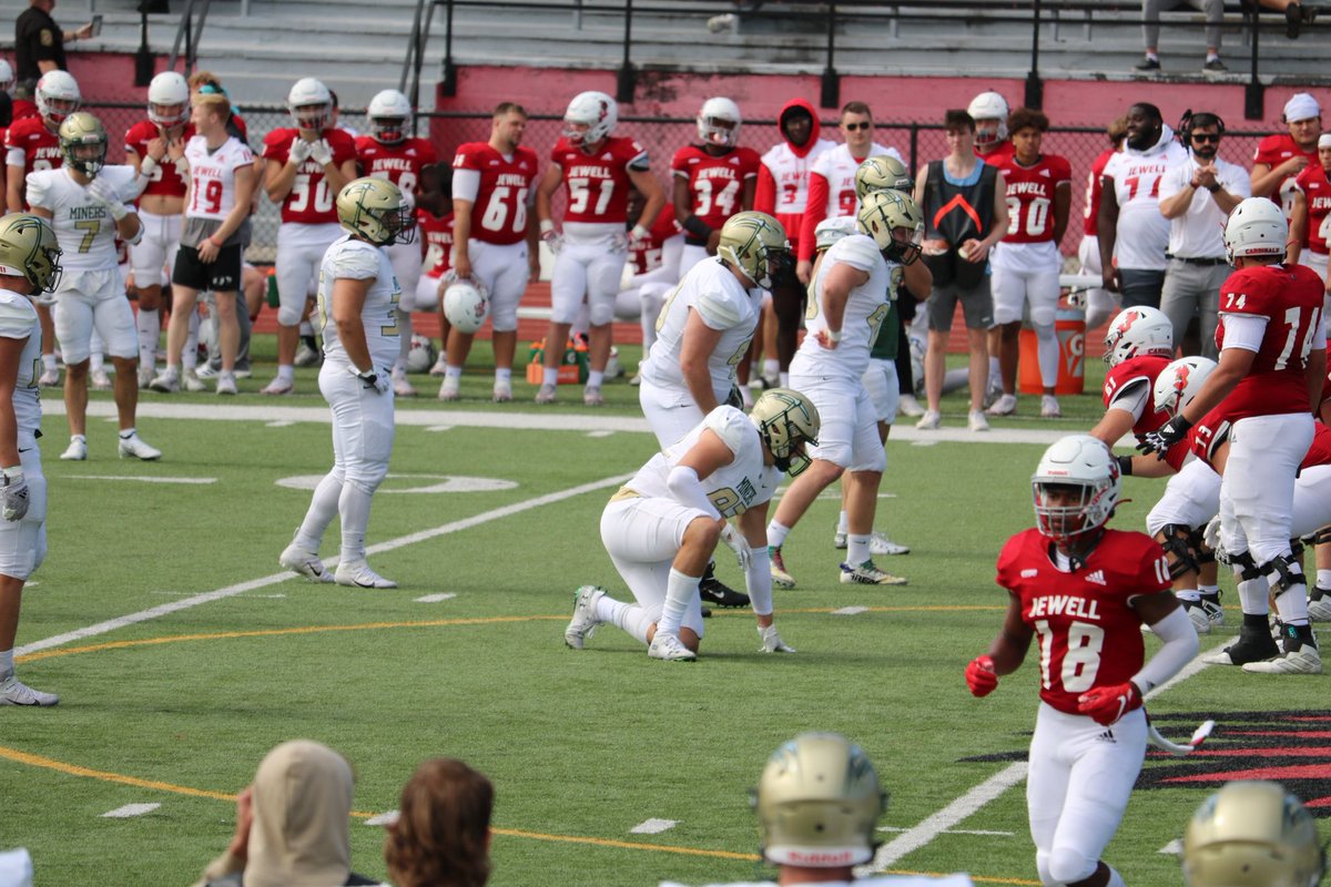 AidanHurtado's tweet photo. One week out until I'm back doing what I love with my guys! Something special brewing in Rolla, Missouri🤞 @Miners_FB https://t.co/Iu4cJYrQZe
