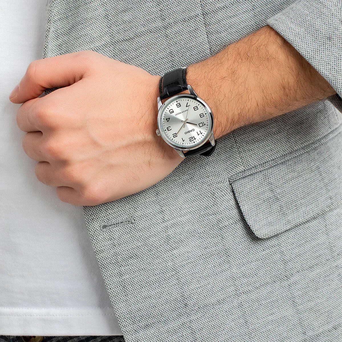 yourFstore's tweet photo. متوفر الموديل من CASIO
•ضد الماء 30م
•تصميم بسيط وسهل الاستخدام
•ضمان سنة، دليل التشغيل وعلبة
رقم الموديل: MTP-V001L-7BUDF  
متوفرة نسخة نسائيه
DM للطلب والاستفسار 
واتساب : 0119285500📥
رابط واتساب مباشر👇🏽
https://t.co/HBSwqb4cqe
خدمة توصيل خلال 24 ساعه من تأكيد الطلب🛵 https://t.co/1IoDvmnPMO
