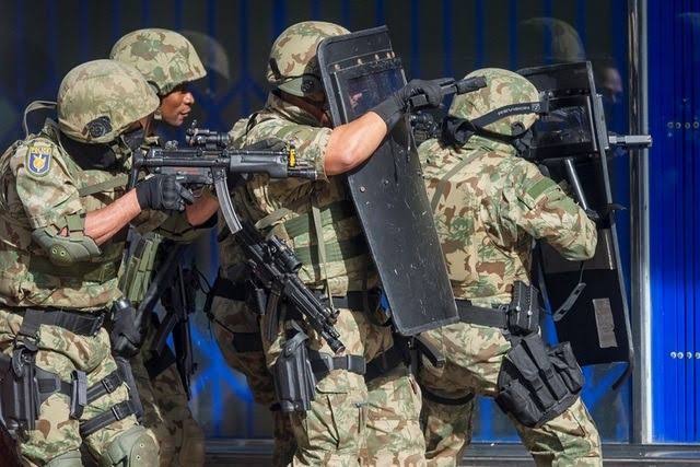 pmcafrica's tweet photo. The South African Police Service's special task force unit finished 9th out of 55 countries at the World SWAT Team Challenge. https://t.co/HqXrNPx5DO