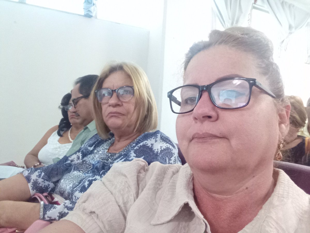 Yamilet50088609's tweet photo. Prioridad de @CubaMined en el Consejo de Dirección Ampliado con Directores Provinciales, de centros y la FEEM se evalúa y proyectan acciones para que los IPVCE sean centros  para la formación de hombres de ciencias y con valores. #MejorEsPosible https://t.co/u5gLd7XHGH