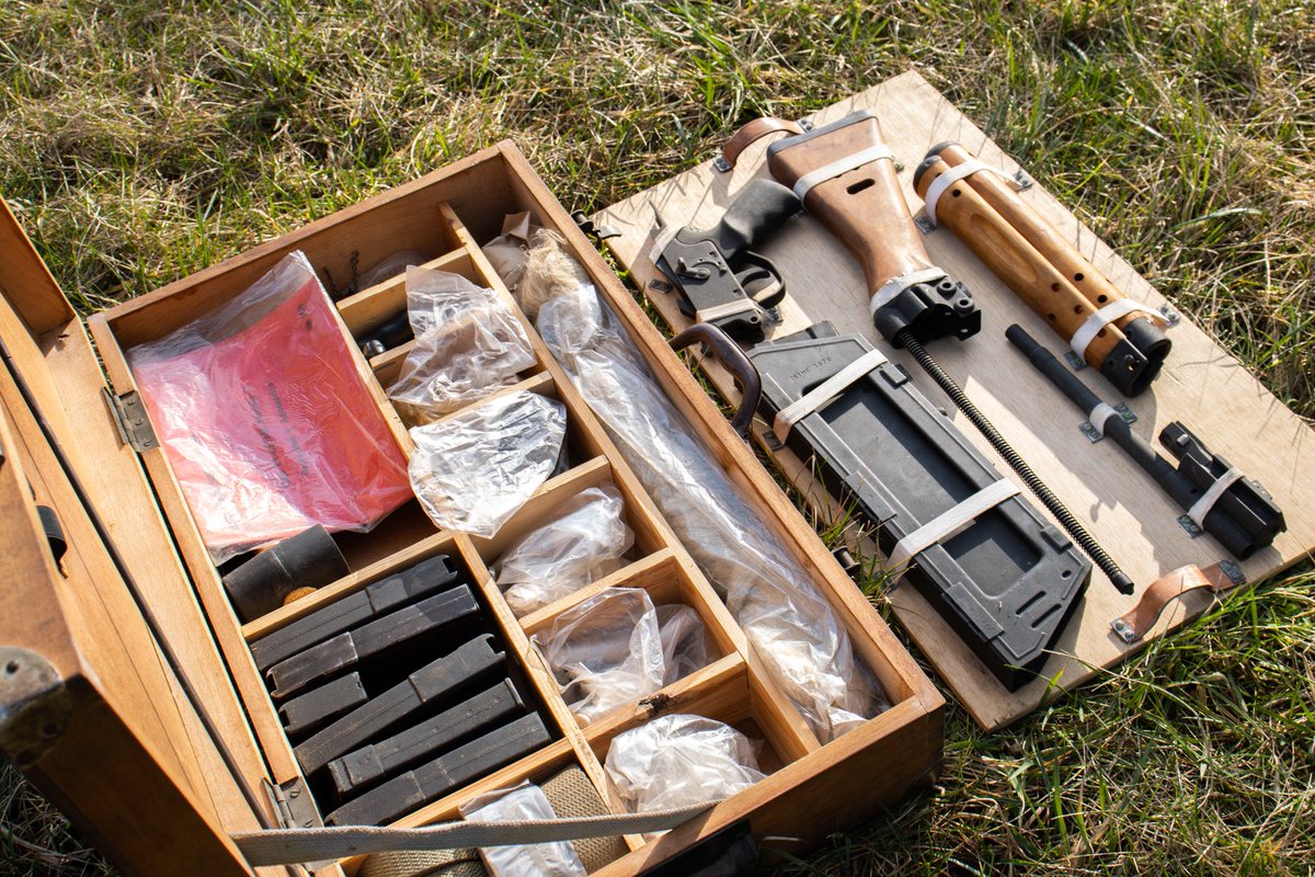 CenterfireSys's tweet photo. A new arrival certain to improve your Monday 🎖️ CETME Model C Rifle Armorer's Kit 7.62X51 🪖 This version contains firearm parts, magazines, cleaning supplies - and more!
#surplus #armorer #kit #cetme #used #parts #partskit #centerfiresysytems #militarysurplus #surplus https://t.co/DSsWfnp6Qh