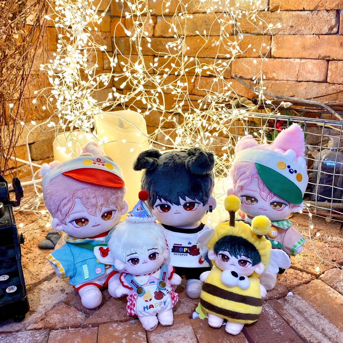 ➖➖➖➖➖➖➖➖➖
안녕하세요. 러뷰어
저는 덤덤Family🐶

오랜만에 다함께 모여 인사드려요.
➖➖➖➖➖➖➖➖➖➖➖➖

이제 정말 재고판매만 남았네요.
마지막까지 잘 부탁드려요!

Ps. 또 예쁜 아이가 만들어진다면찾아올게요🐶❤️‍🔥