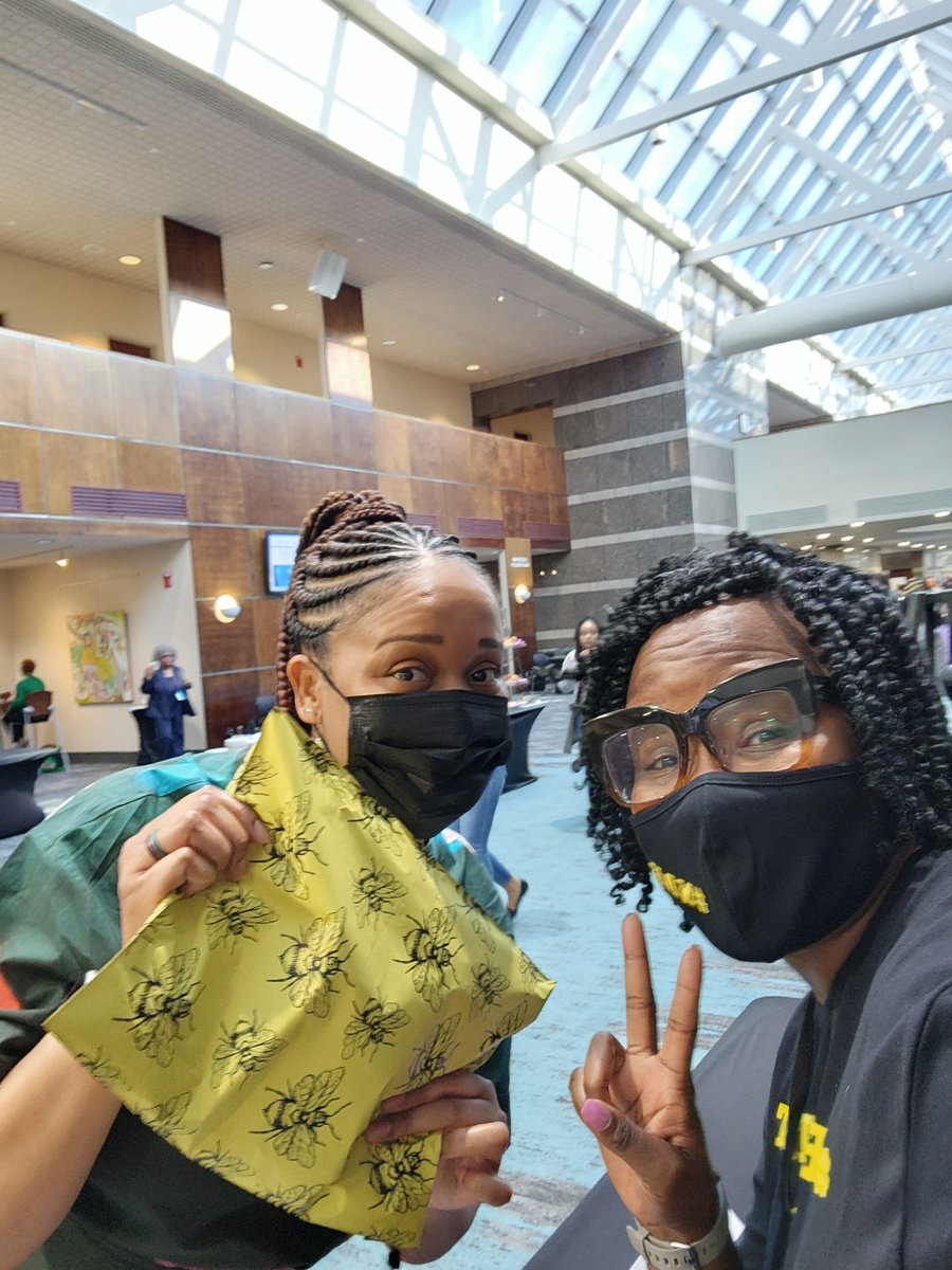 bahbybanks's tweet photo. Kudos to the Minority Student Caucus at @UNCpublichealth for keeping the legacy of SO many alive through @MHC_UNC.  Great to see everyone &amp; super excited to share the work we're doing at @PillarPowered with our partner at WECF!  
https://t.co/Gy668hvylJ
#NotAHost #NAH #MHC2023 https://t.co/4vyxXUNbc9