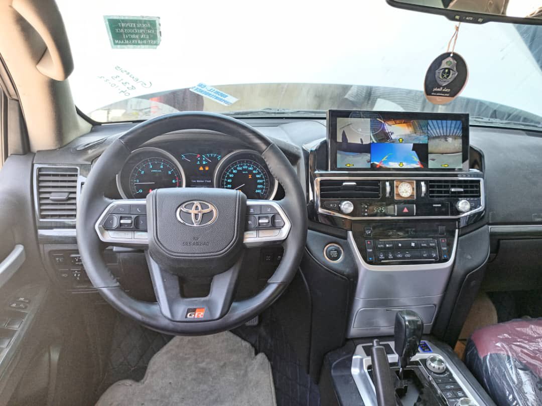 Trading24423063's tweet photo. #CreditAuto GXR Essence V8, 112milles km, disponible à Lubumbashi. Offrez-vous la voiture de votre choix. @FogecRdc @AdamBombole @PdgMusa @JerryTshiyamu @PatrickDjamba2 @HonoreMvula1 @DeniseNyakeru @EquityBCDC @ARSPaca https://t.co/pPrCbV5kJo
