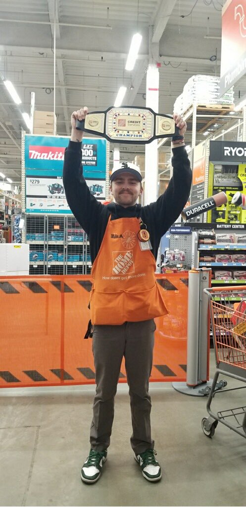 Home Depot Reading tweet media